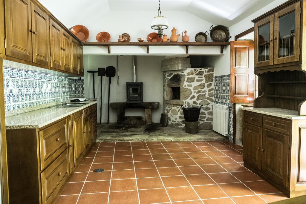 Casa Soares Villa Milheiros de Poiares Luaran gambar